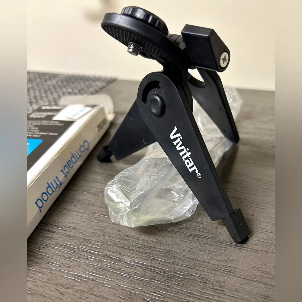 Vivitar Ultra Slim Travel Tripod